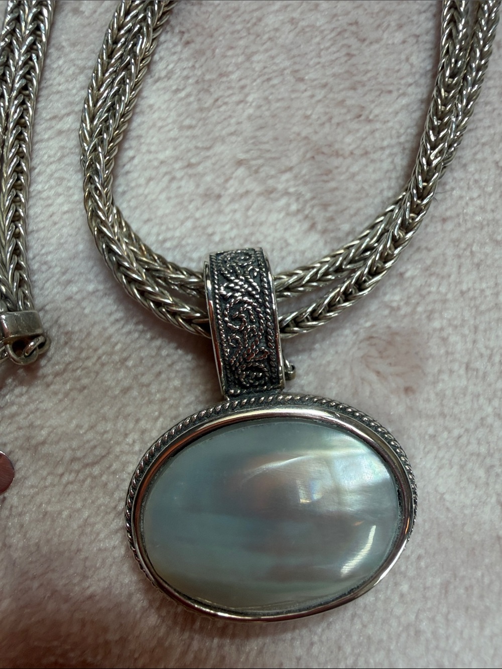 LORI BONN Sterling Silver Mother-of-Pearl Oval Pendant Double Strand Necklace - Picture 5 of 15